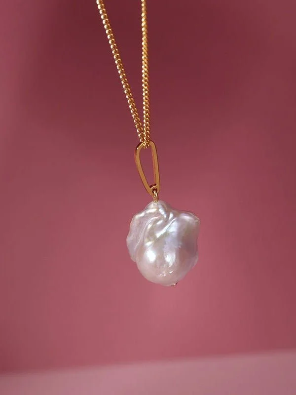 Fashion Baroque Pearl Pendants Necklace