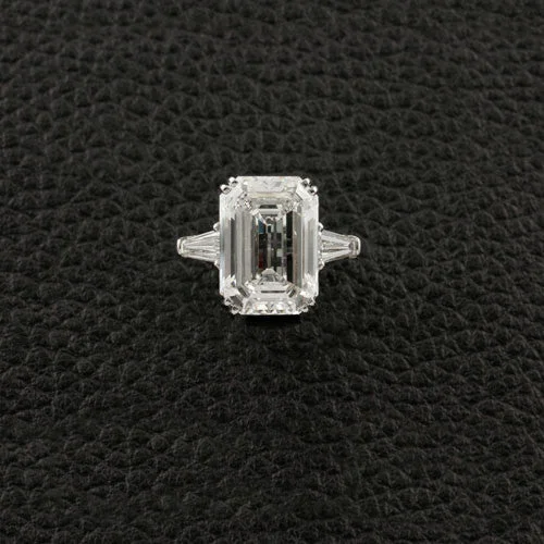 Emerald cut Diamond Engagement Ring