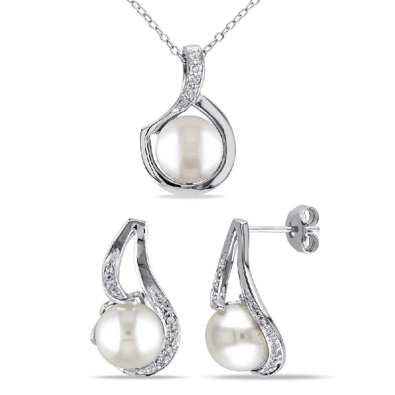 Miadora Sterling Silver Cultured Freshwater White Pearl and 1/10ct TDW Diamond 2-piece Drop Necklace and Earrings Set (9-9.5 mm)