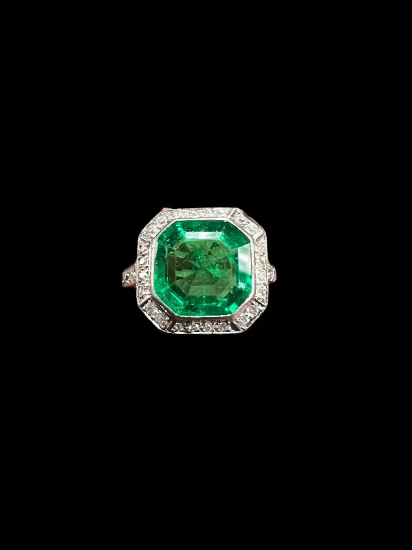 Art Deco Colombian Emerald Diamond Platinum Engagement Ring Circa 1930